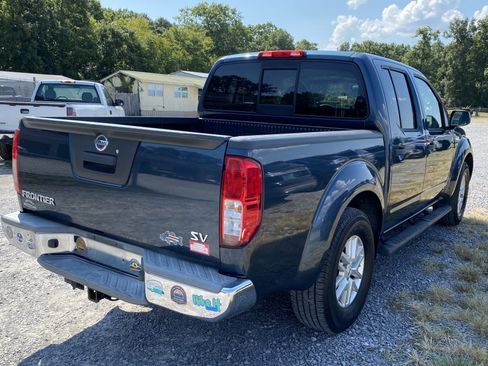 Used 2014 Nissan Frontier SV RWD image 5