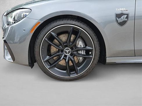 Used 2022 Mercedes-Benz E 53 AMG 4MATIC Sedan image 22