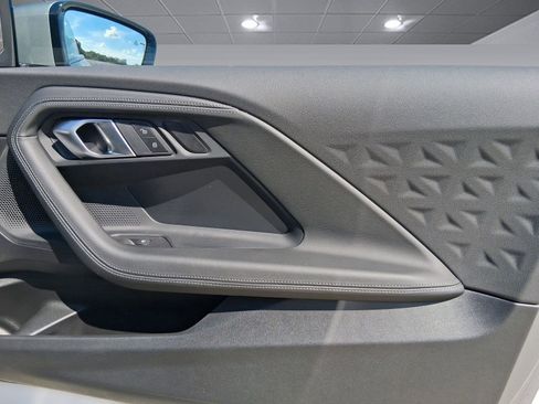 Used 2025 BMW 230i 230i w/ Convenience Package image 30