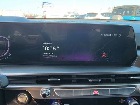 Used 2024 Kia Telluride S image 19