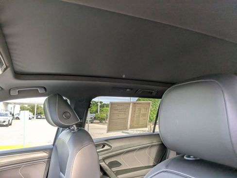 Certified 2023 Volkswagen Tiguan SE R-Line image 19