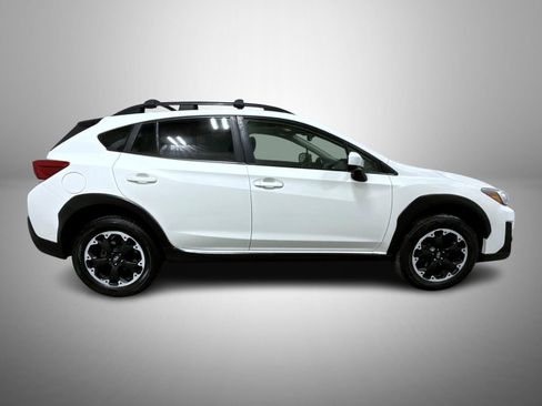 Used 2021 Subaru Crosstrek 2.0i Premium w/ Moonroof Package image 4