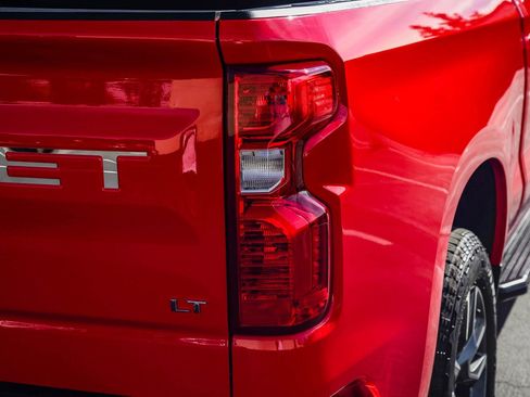 Used 2025 Chevrolet Silverado 1500 LT w/ Safety Package image 8