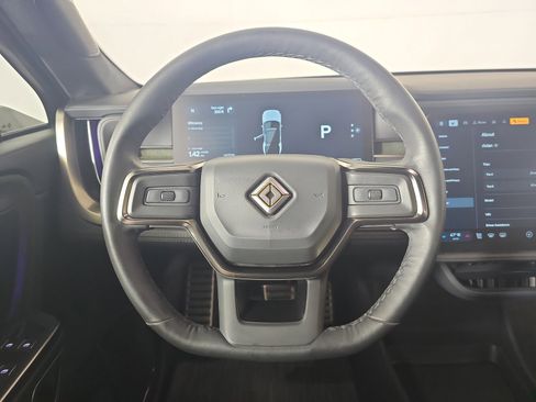 Used 2024 Rivian R1S Adventure AWD/4WD image 27
