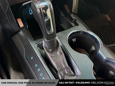 Used 2017 Ford Explorer XLT w/ Equipment Group 202A image 17