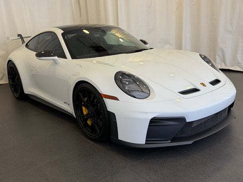 Certified 2026 Porsche 911 GT3 RWD image 7