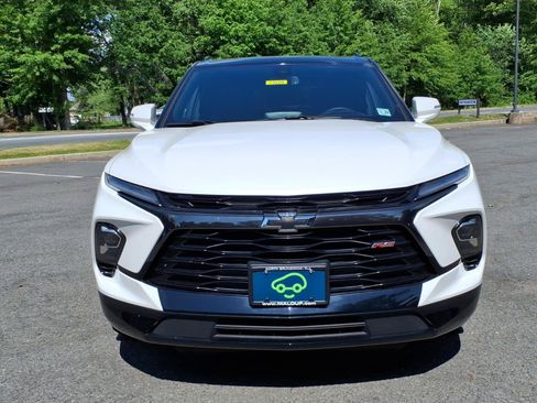 Certified 2024 Chevrolet Blazer RS w/ Enhanced Convenience Package AWD/4WD image 2