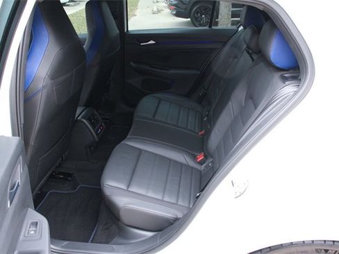 Used 2024 Volkswagen Golf R image 39