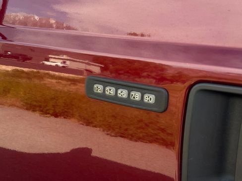 Used 2004 Ford F350 Lariat AWD/4WD image 19