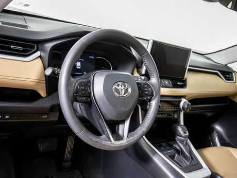 Used 2025 Toyota RAV4 XLE Premium FWD image 14