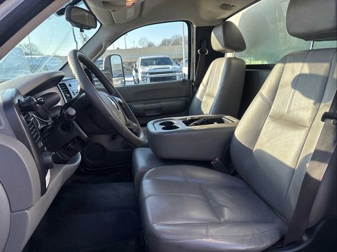 Used 2008 Chevrolet Silverado 3500 W/T image 11
