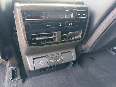 Used 2024 Acura MDX FWD w/ Technology Package image 14