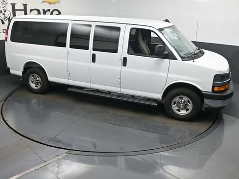 New 2025 Chevrolet Express 3500 LT w/ LT Preferred Equipment Group RWD image 17