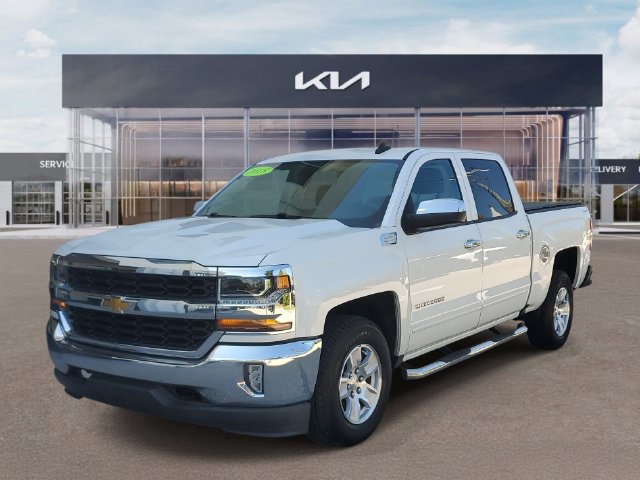 Used 2018 Chevrolet Silverado 1500 LT w/ LT Eassist Package RWD image 3