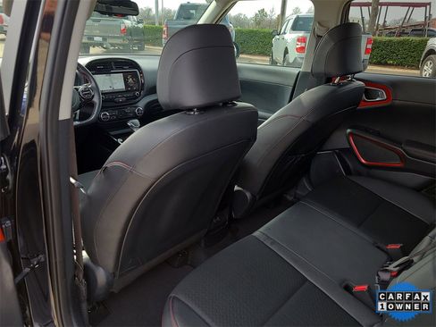 Used 2023 Kia Soul GT-Line image 10