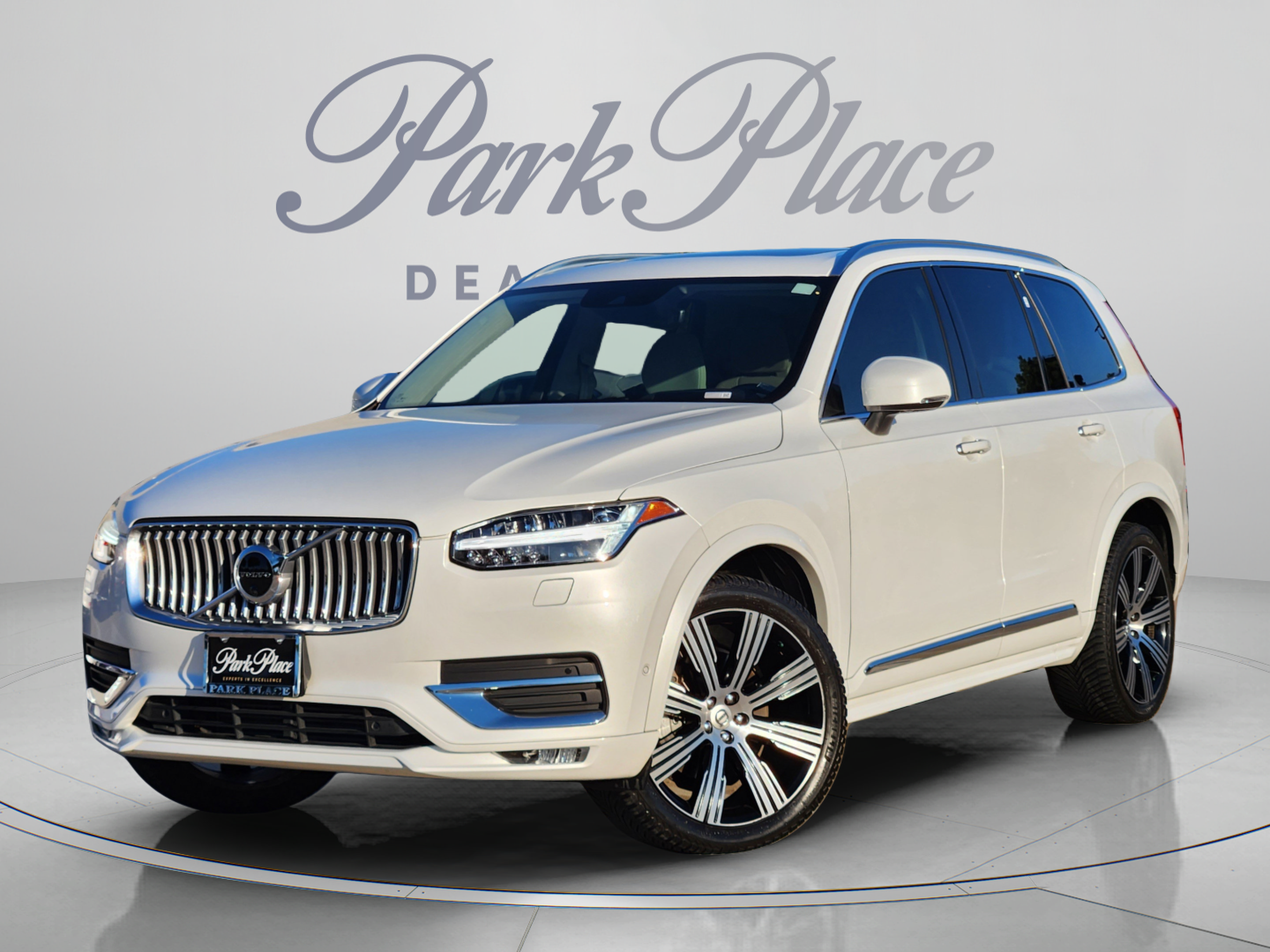 Used 2022 Volvo XC90 T6 Inscription AWD/4WD image 1