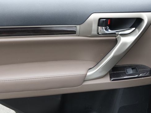 Used 2020 Lexus GX 460 Premium AWD/4WD image 33
