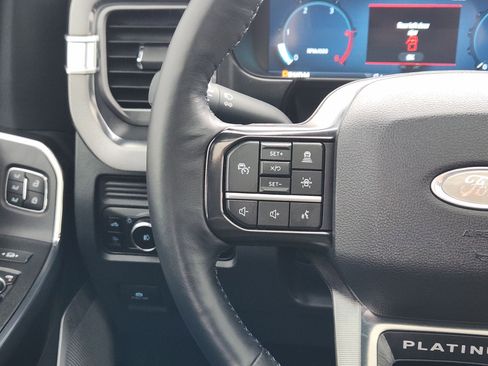 Used 2025 Ford F250 Platinum AWD/4WD image 29