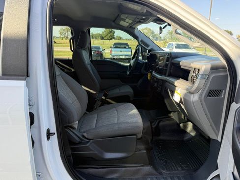 Used 2023 Ford F250 XL w/ XL Driver Assist Package AWD/4WD image 8