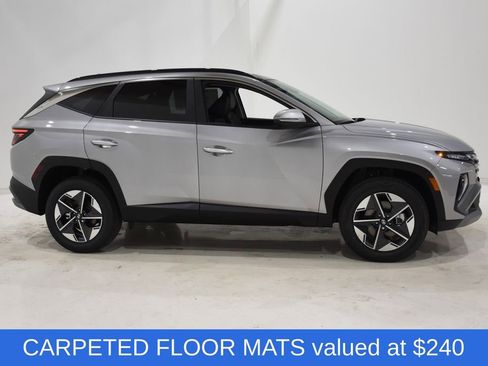 New 2025 Hyundai Tucson SEL image 3