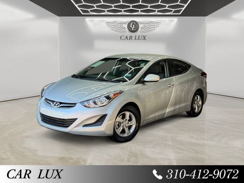 Used 2014 Hyundai Elantra SE FWD image 1