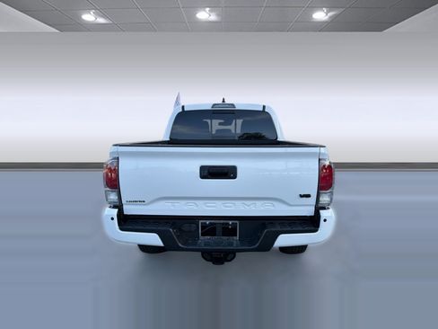 Used 2022 Toyota Tacoma TRD Off-Road w/ Technology Package RWD image 10