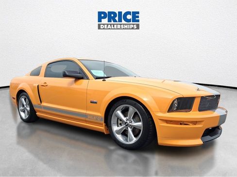 Used 2008 Ford Mustang GT Premium RWD image 1
