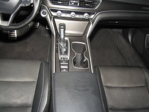 Certified 2022 Honda Accord Sport image 15