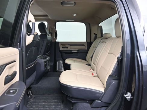 Used 2017 RAM 2500 Tradesman w/ Popular Equipment Group image 29