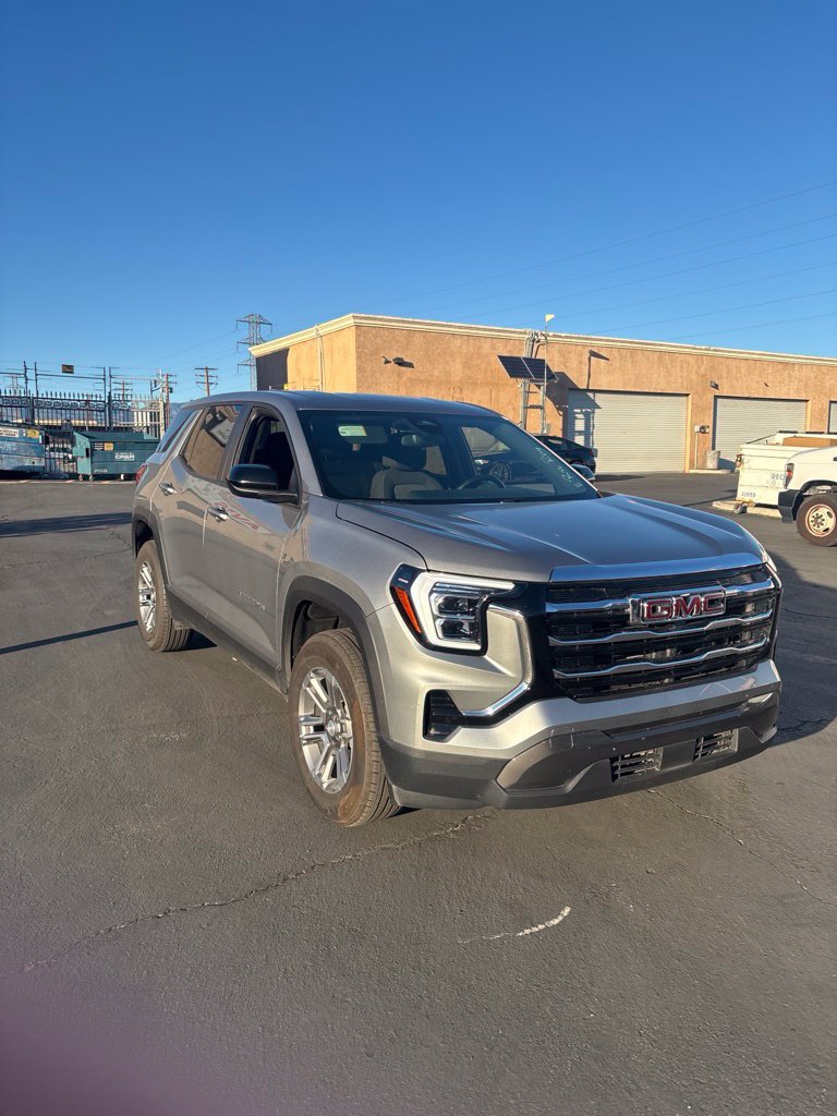 Used 2026 GMC Terrain Elevation AWD/4WD image 3