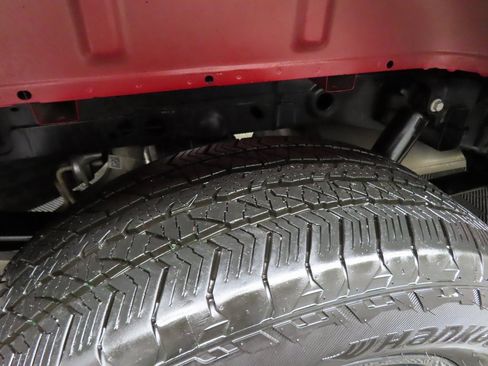 Used 2025 Ford F150 Lariat image 38