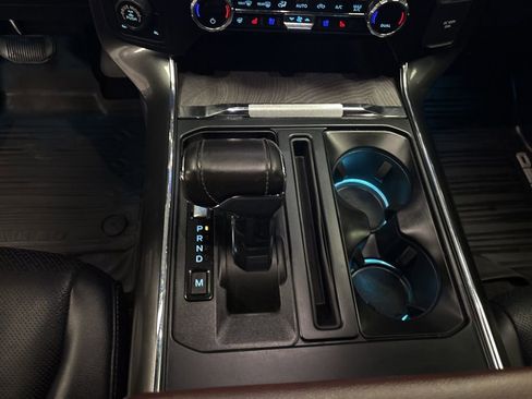 Used 2021 Ford F150 Lariat w/ Equipment Group 502A High image 25