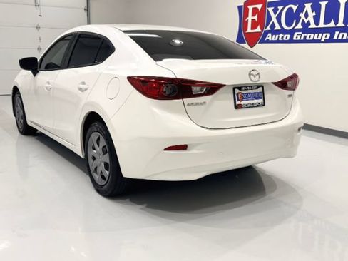 Used 2015 MAZDA MAZDA3 i SV FWD image 10