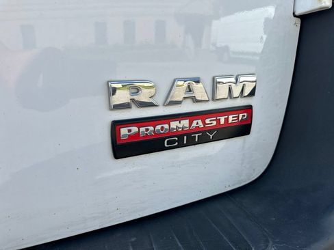 Used 2016 RAM ProMaster City Tradesman FWD image 4