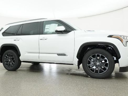 New 2026 Toyota Sequoia Platinum AWD/4WD image 37