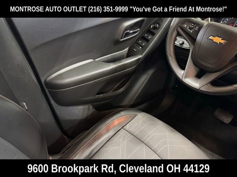 Used 2021 Chevrolet Trax LT image 37