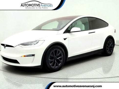 Used 2022 Tesla Model X AWD/4WD image 1