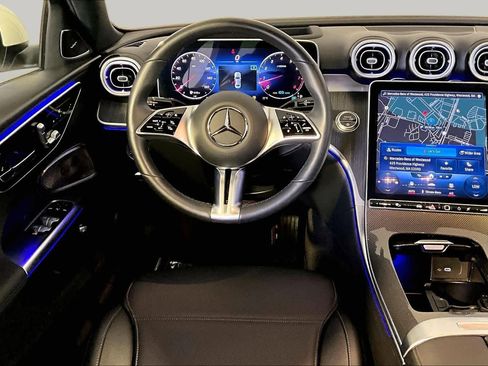 Used 2022 Mercedes-Benz C 300 4MATIC Sedan image 6