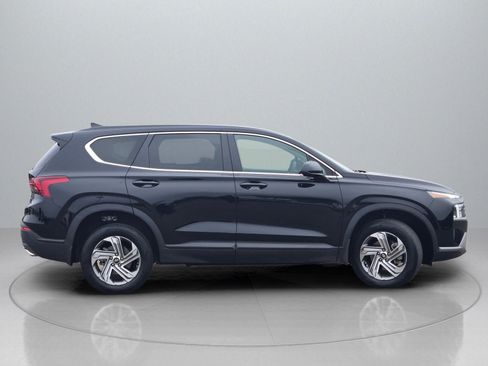 Certified 2023 Hyundai Santa Fe SE image 9