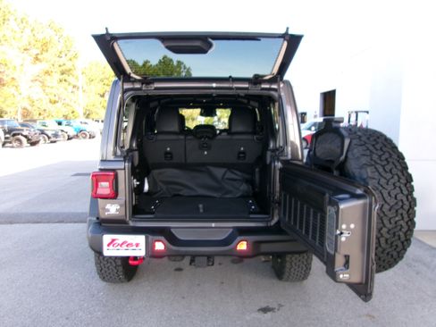 New 2026 Jeep Wrangler Unlimited Rubicon image 21