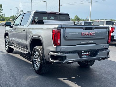 Used 2021 GMC Sierra 1500 AT4 w/ AT4 Premium Package AWD/4WD image 8