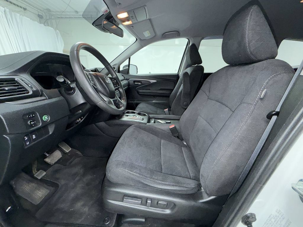 Used 2021 Honda Pilot EX image 12