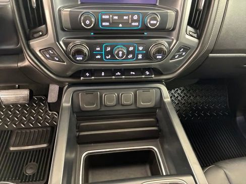 Used 2017 Chevrolet Silverado 1500 LTZ Z71 w/ LTZ Plus Package AWD/4WD image 21