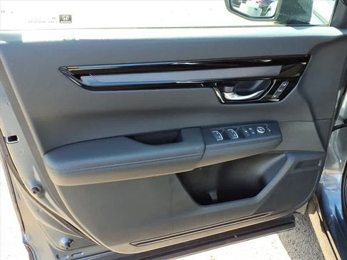 Used 2025 Honda CR-V EX-L image 13
