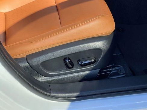 Used 2021 Lexus UX 200 w/ Accessory Package (Z2) image 22