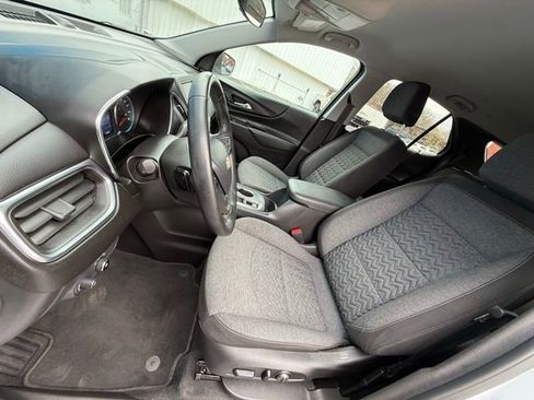 Used 2024 Chevrolet Equinox LT image 13