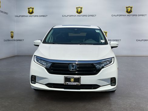 Used 2023 Honda Odyssey Elite image 2