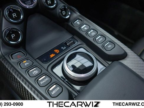 Used 2023 Aston Martin V8 Vantage Coupe RWD image 67