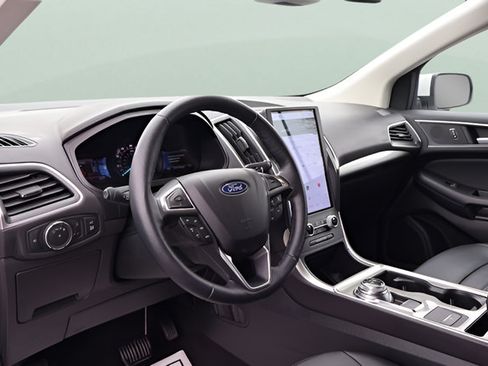 Used 2023 Ford Edge SEL w/ Convenience Package AWD/4WD image 12