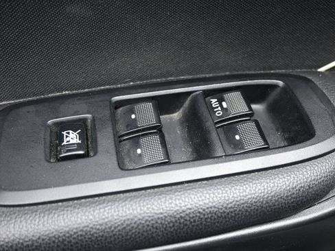 Used 2023 Ford Ranger XLT w/ Equipment Group 301A Mid RWD image 11